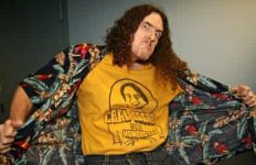 I would very much like to send this photo back to 1985 with the note attached "Weird Al is still popular in 2020 and this is what he looks like."