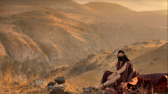 Dikla Laor, Women in the Bible